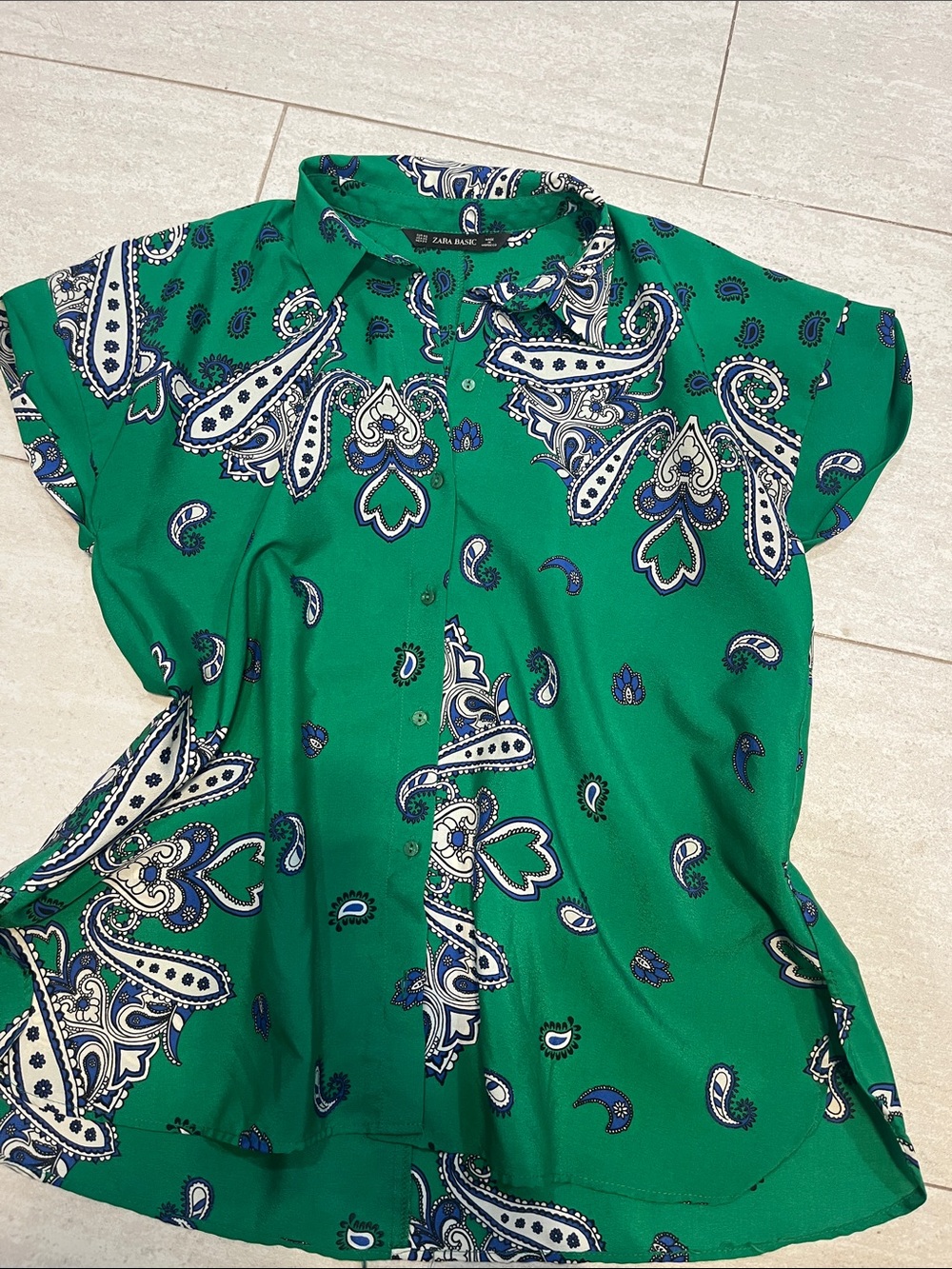 Zara Emerald Green Paisley Button-Front Short Sleeve Shirt